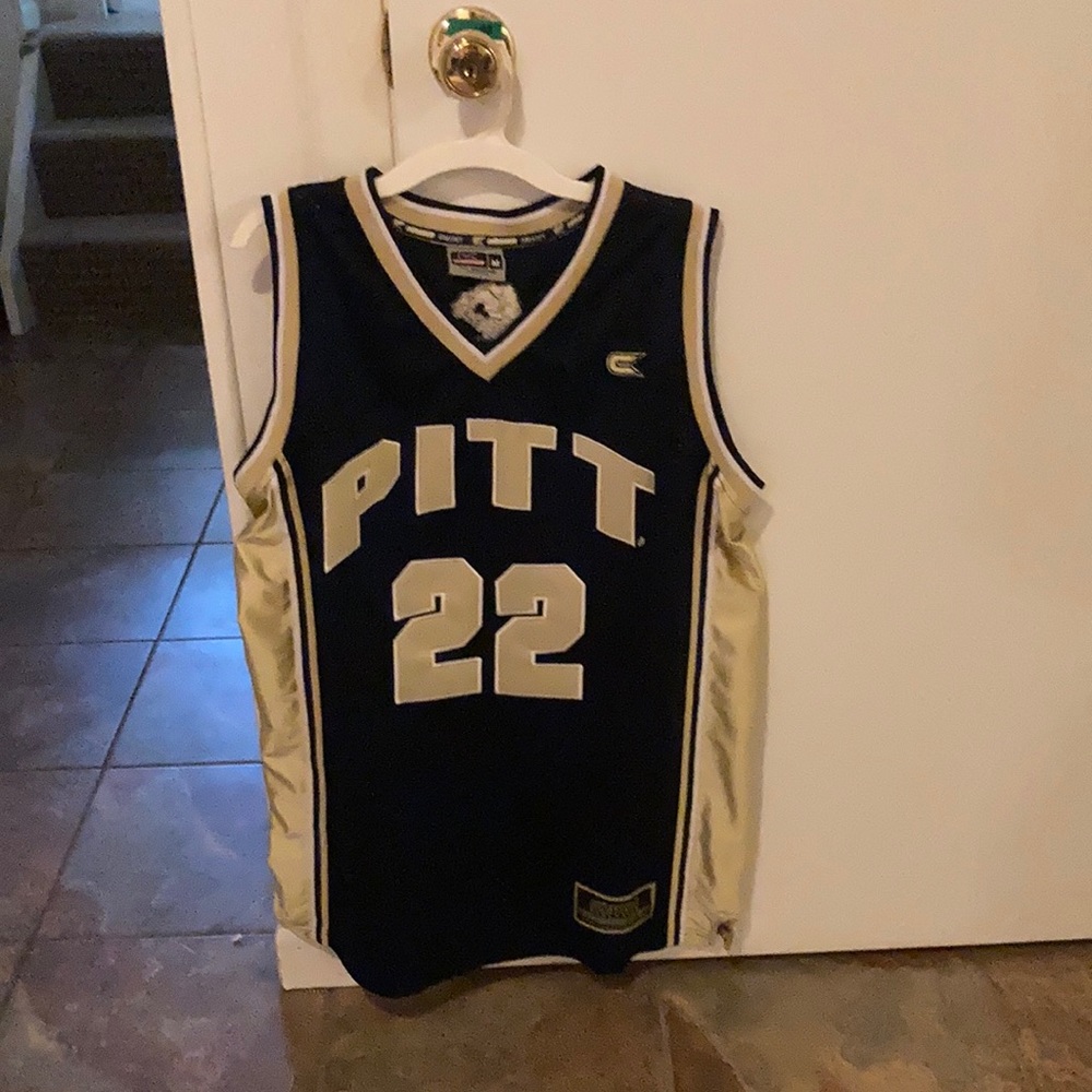 Pitt basketball jersey